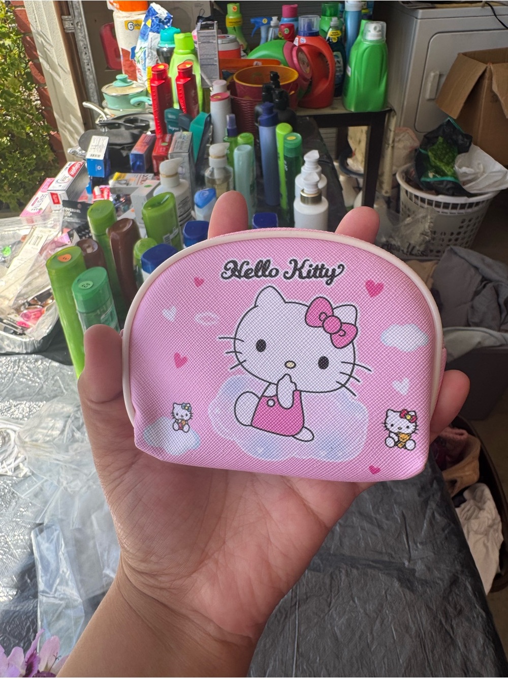 Hello Kitty Pink Coin Pouch with Bow Artwork